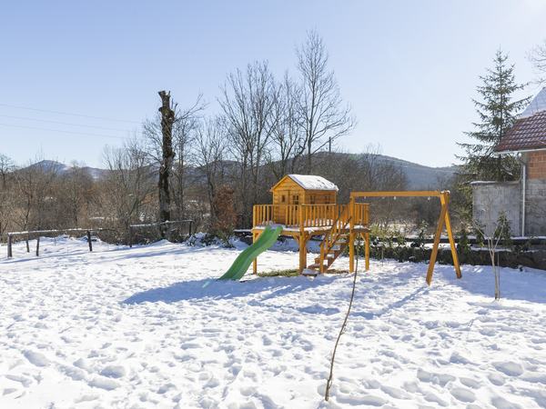 Il parco giochi nella neve